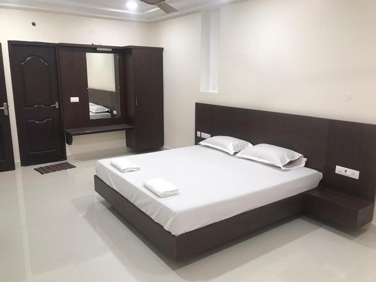 Sri Krishna Residency Hotell Eluru Eksteriør bilde